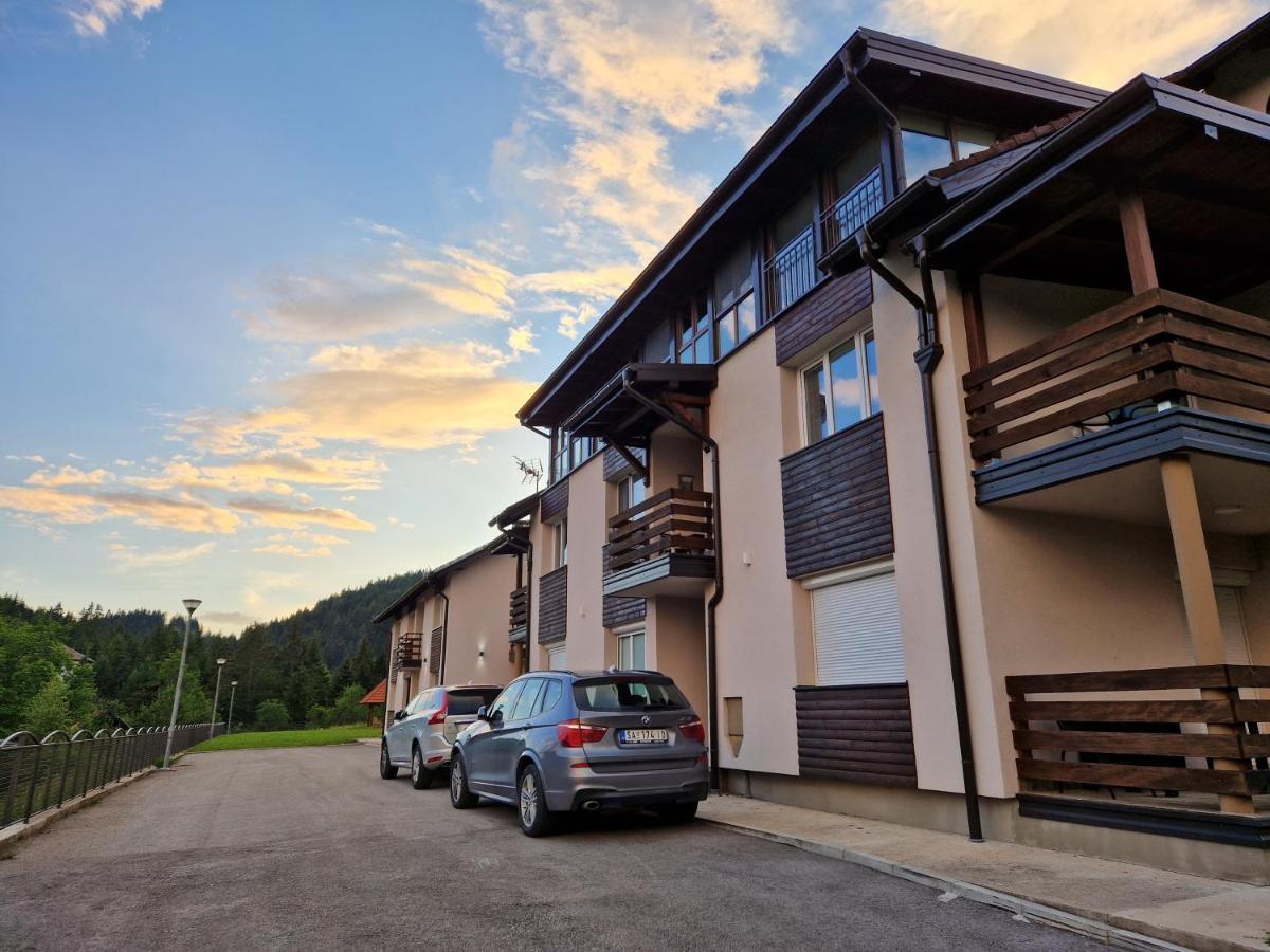 Laki Apartman Zaovine Eksteriør billede