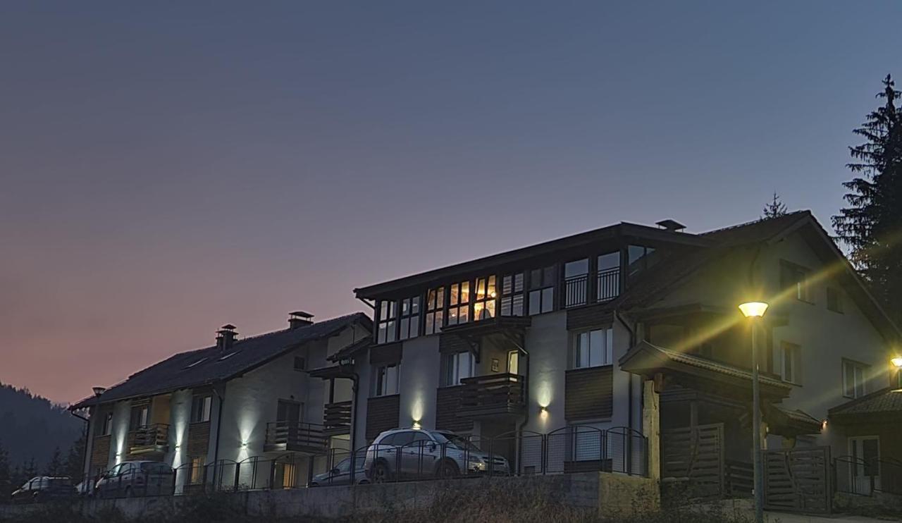 Laki Apartman Zaovine Eksteriør billede